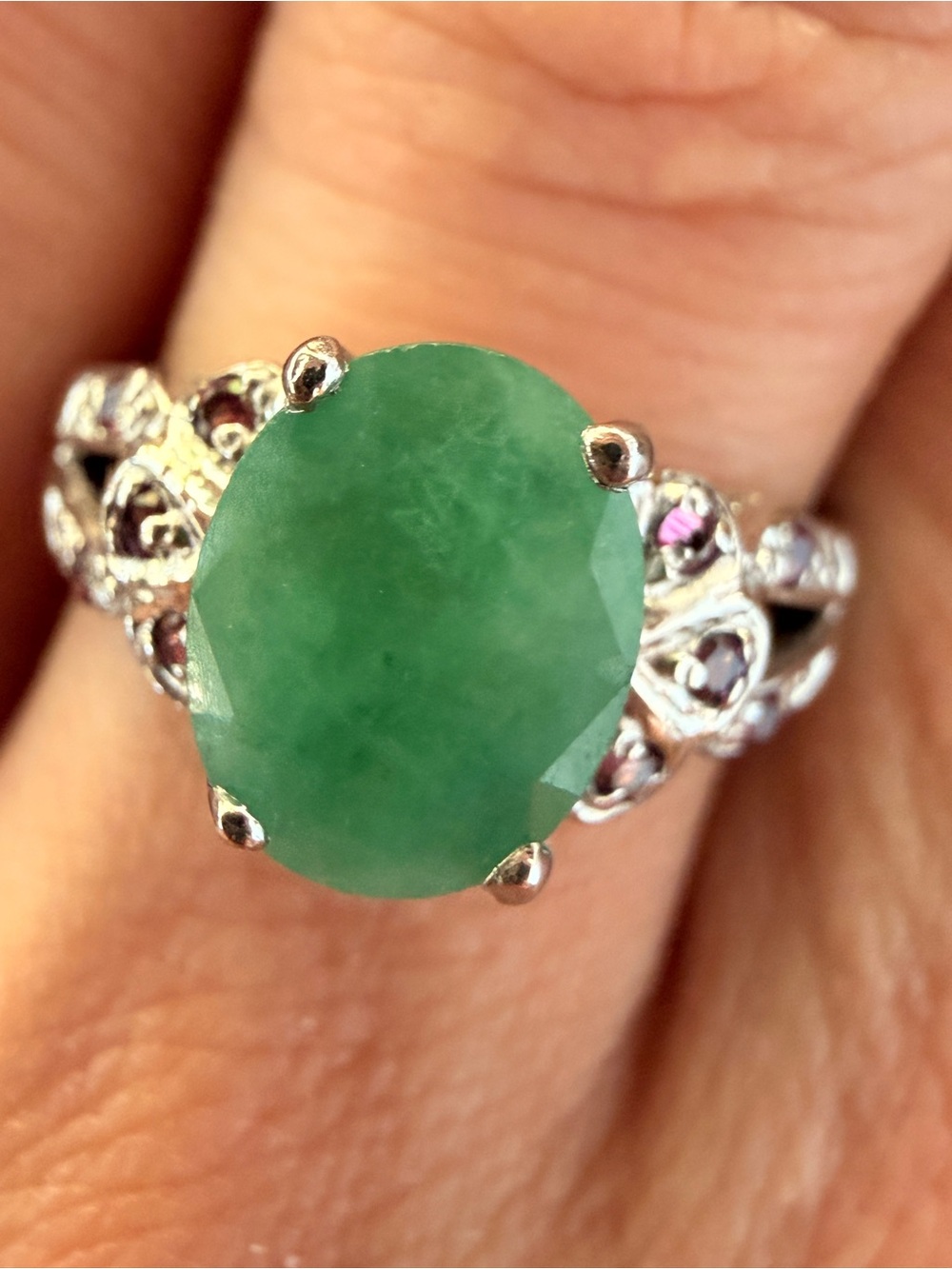 New✨ 14kt & 925 Natural Emerald Oval with Rhodonite Cocktail Ring size 7